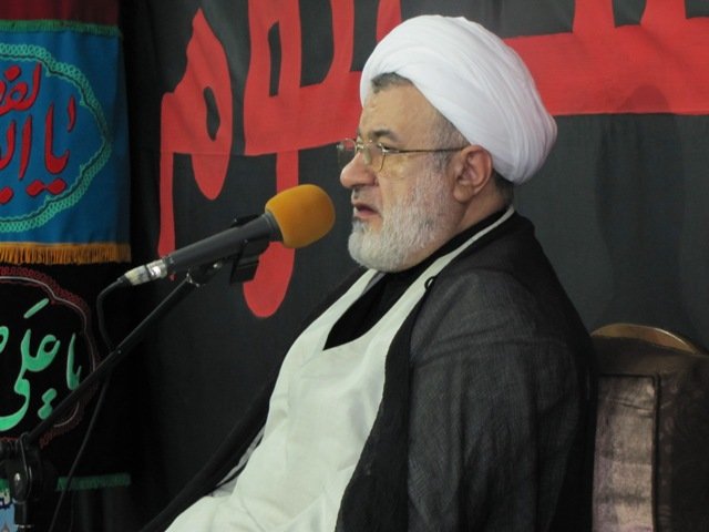(2)